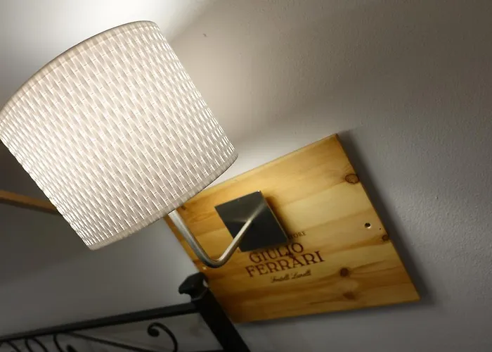 Bed & Breakfast Maison 3 Magnoni 4*