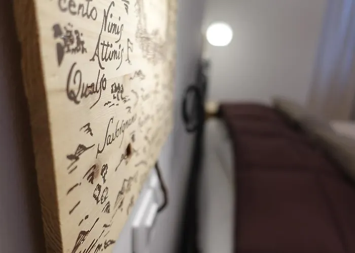 Bed & Breakfast Maison 3 Magnoni 4*