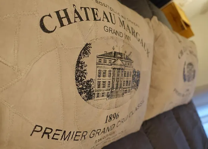 Bed & Breakfast Maison 3 Magnoni 4*