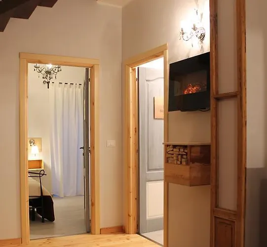 Bed & Breakfast Maison 3 Magnoni 4*